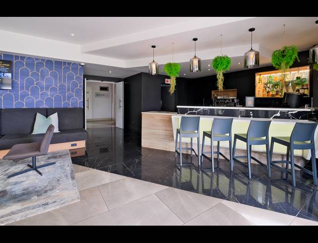 1 BEDROOM APARTMENT RENTED IN ROSEBANK